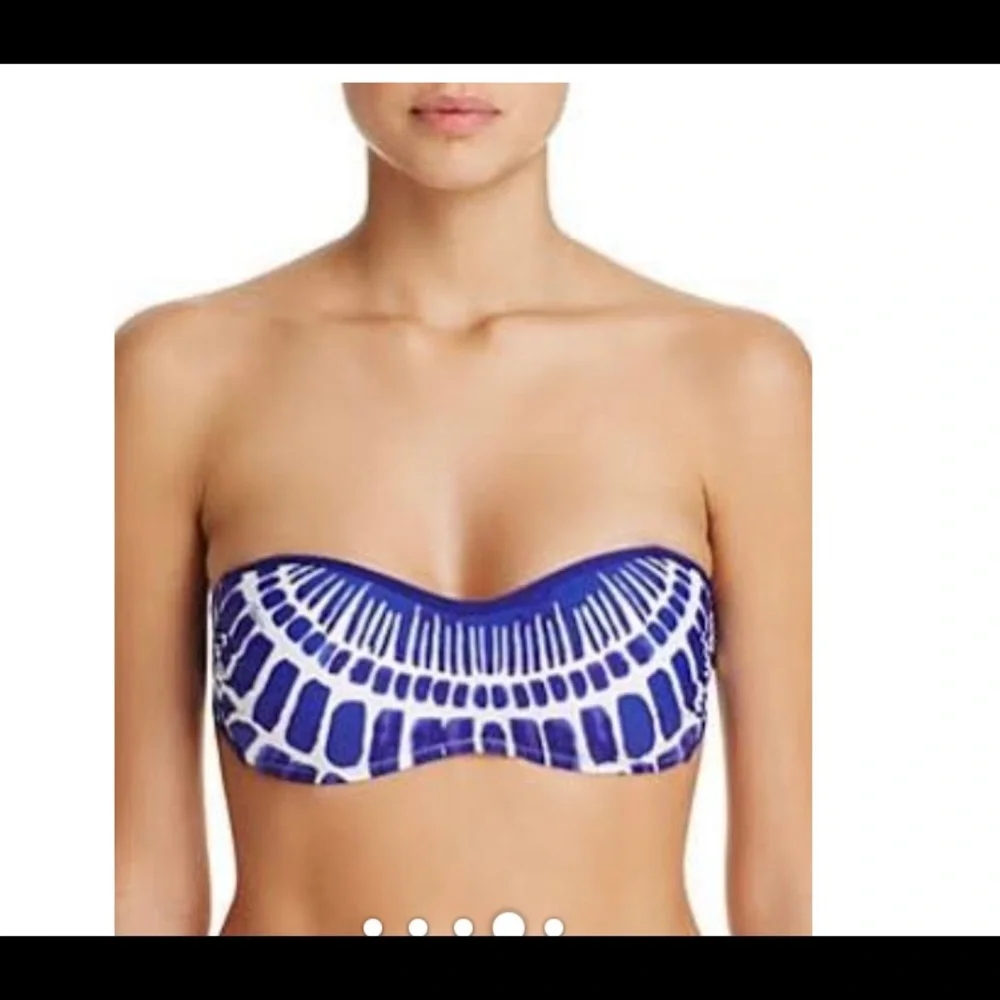 NWT Trina Turk Darling Bikini Top!‎